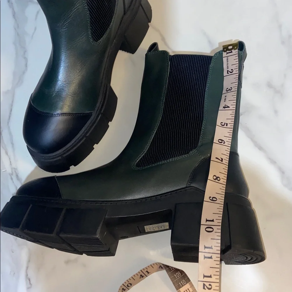 Free People Maren Mid Green Leather Chelsea Boots Size 40(9)
